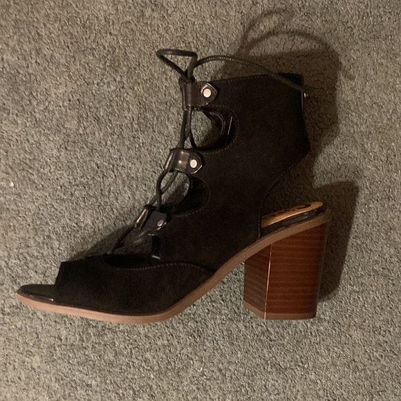 Like new Circus by Sam Edelman chunky heel sandals - Picture 3 of 6